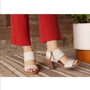 TOMS Majorca Block Heel Sandal